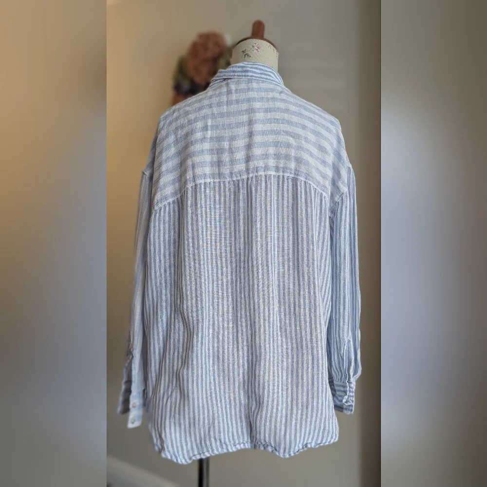 Nicole Miller Blue and White Striped Long Sleeve‎ Top - Picture 6 of 9